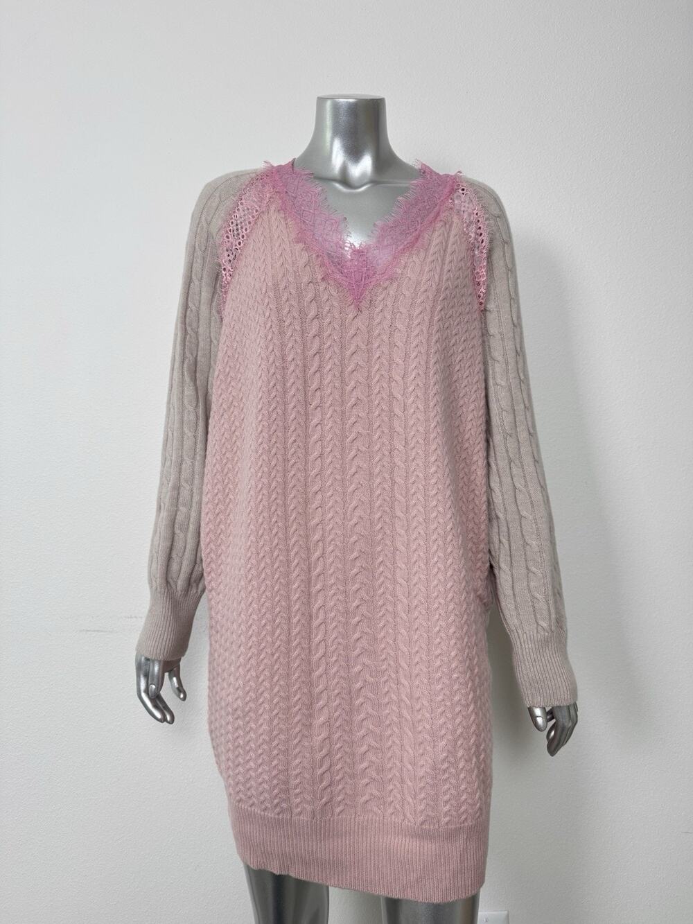 Stella McCartney Sweater Lace Trim 100% Wool Women’s Small Pink Cream Longline